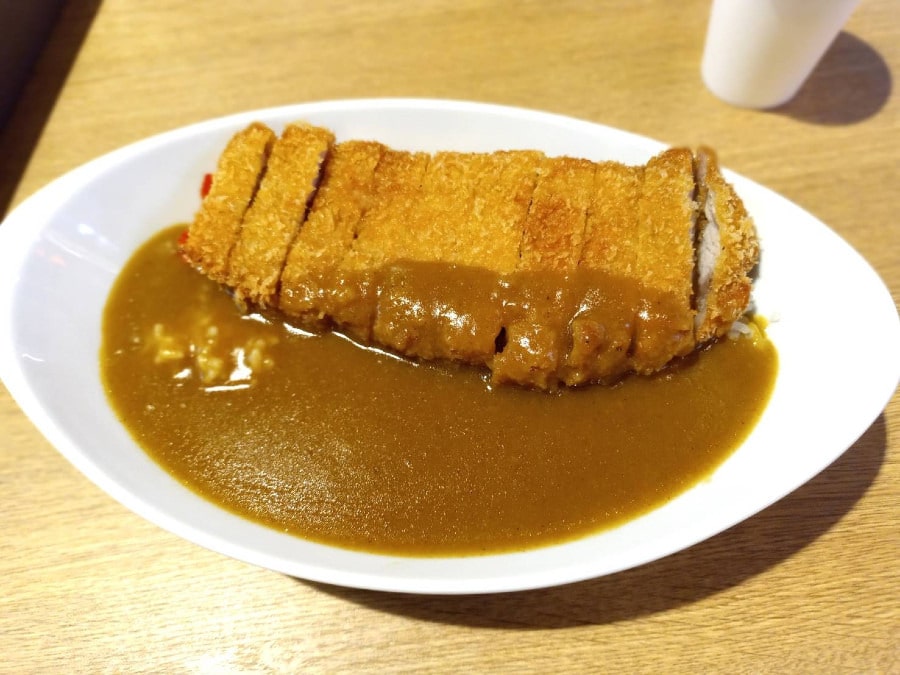 国産BIGロースカツカレーを食べました！