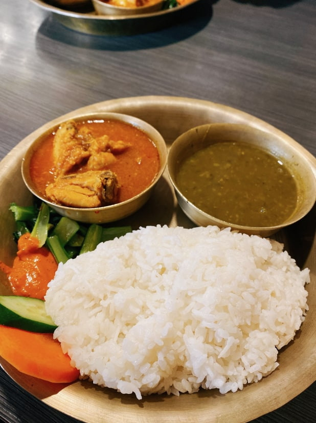 本格的なネパールカレー