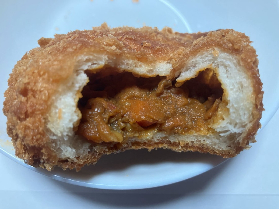 ザクザク食感 ビーフカレーパン