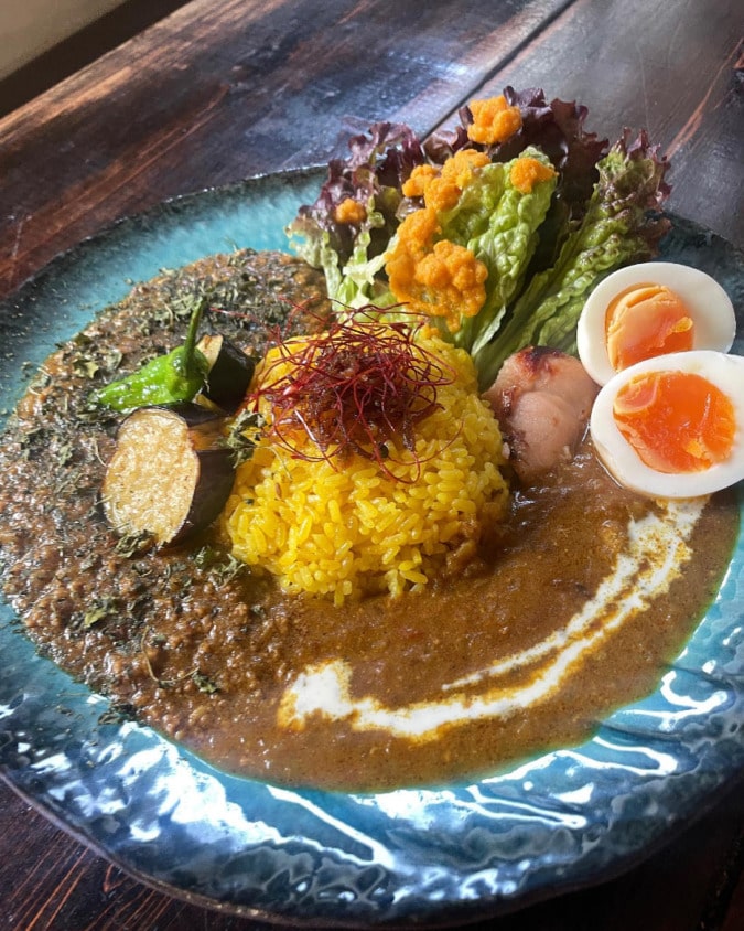 絶品グルテンフリーカレーを提供