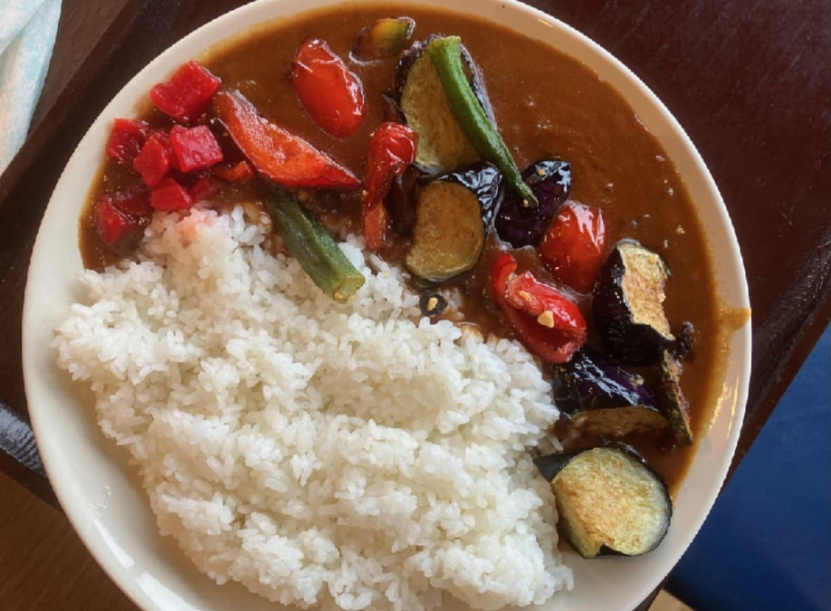 夏野菜たっぷり季節限定カレー