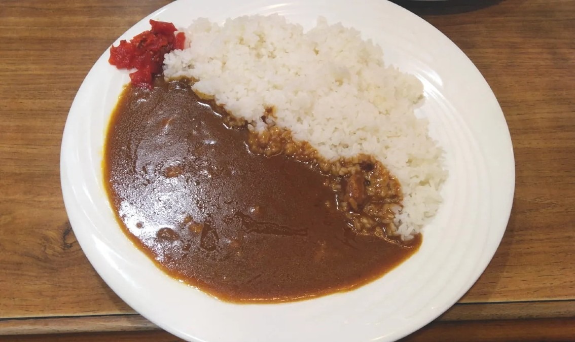 地元に愛されるお店のビーフカレー